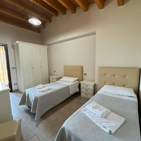 Lantgård Antico Borgo Rinaldi Circello