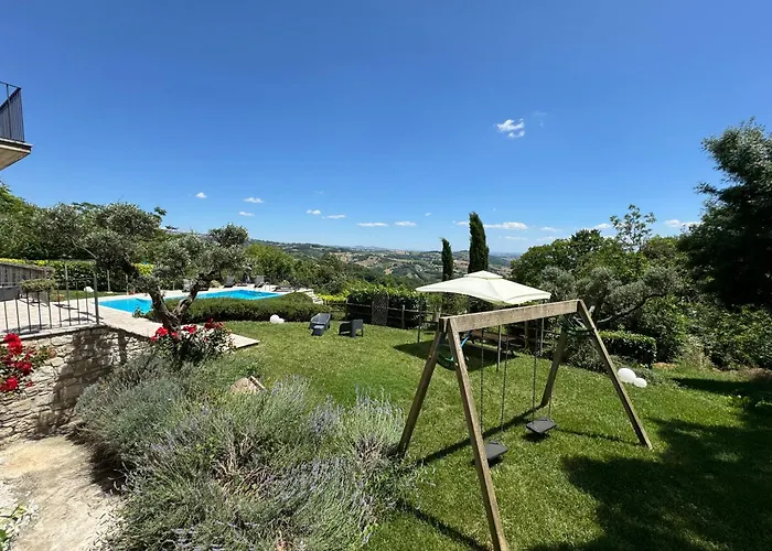 Antico Borgo Rinaldi Agroturismo *